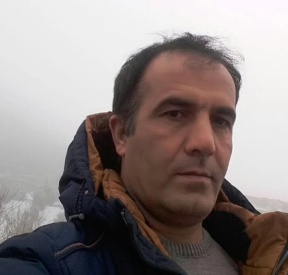 محمود خدایار