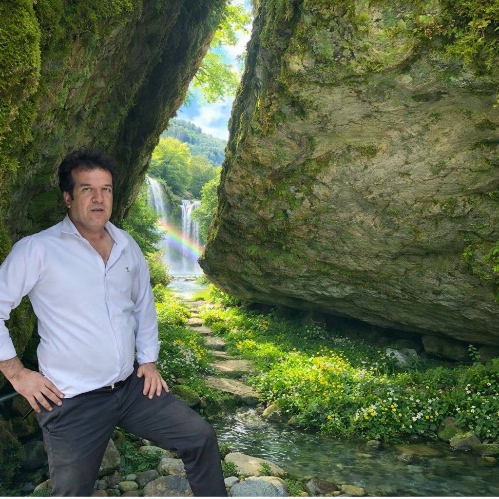 محمود شیخیان